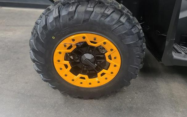 2027 Can-Am Outlander XT-P 7.6 in.