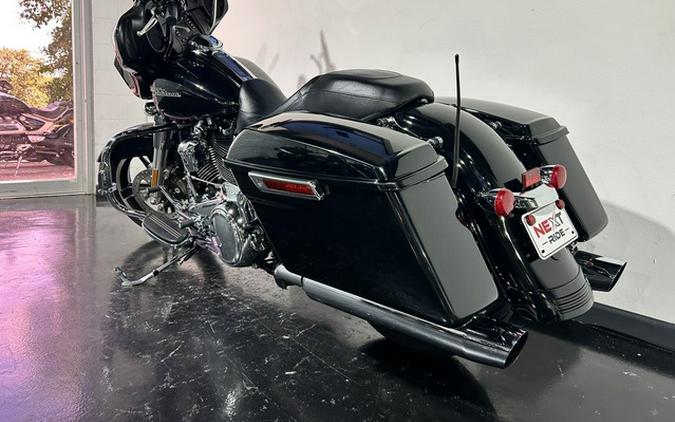 2018 Harley-Davidson FLHX - Street Glide