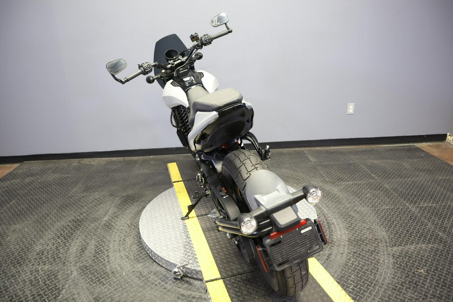 2024 LiveWire LiveWire S2 Del Mar Nimbus Gray