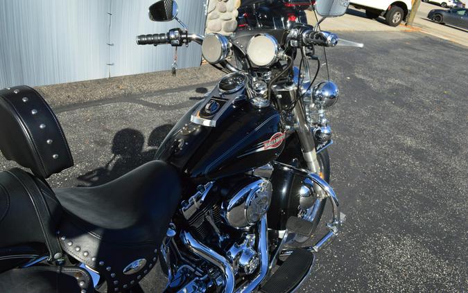 FLSTC 2005 Heritage Softail® Classic
