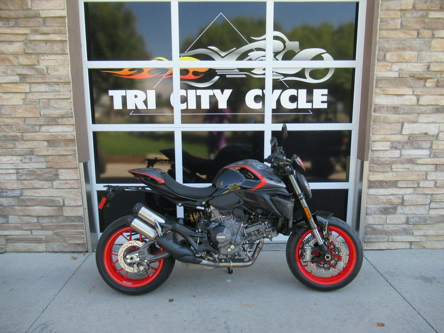 2026 Ducati Monster Plus Sport Livery