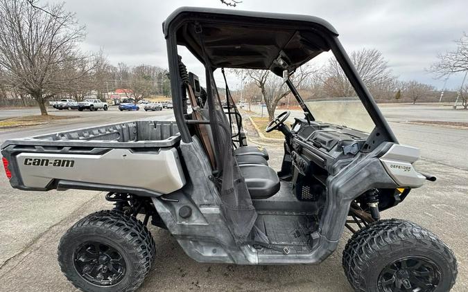 2019 Can-Am Defender DPS HD10