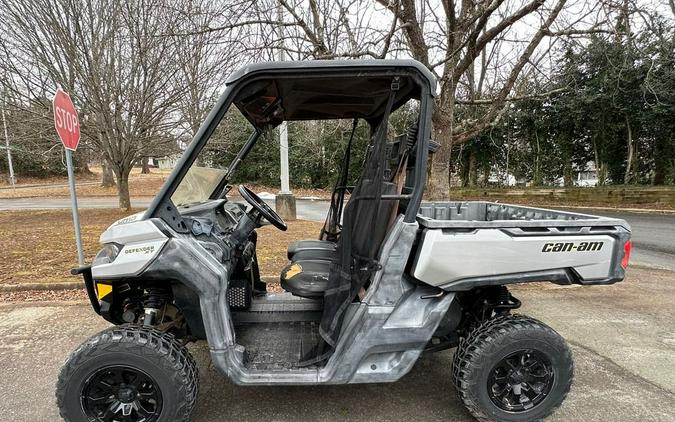 2019 Can-Am Defender DPS HD10