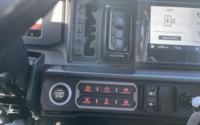 2026 Can-Am Defender MAX Limited HD11