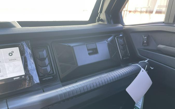 2026 Can-Am Defender MAX Limited HD11