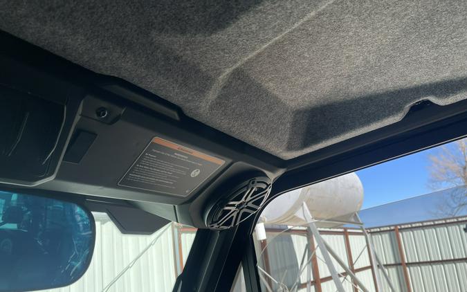 2026 Can-Am Defender MAX Limited HD11