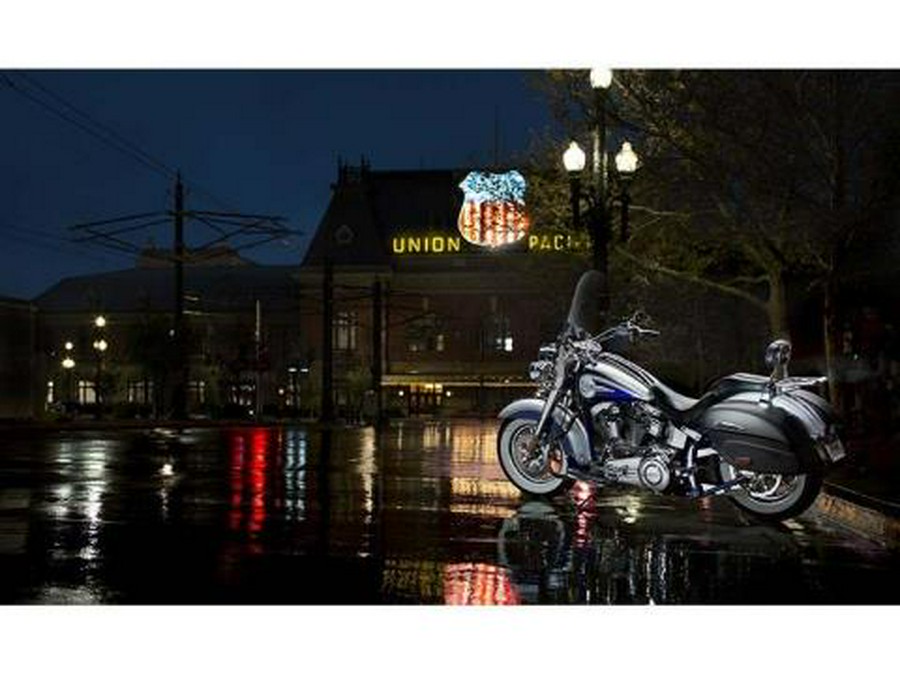 2014 Harley-Davidson CVO™ Softail® Deluxe