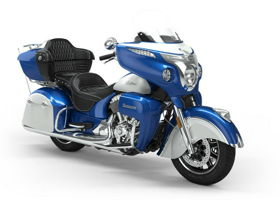 2020 Indian Motorcycle® Roadmaster® Icon Series Radar Blue/Pearl White