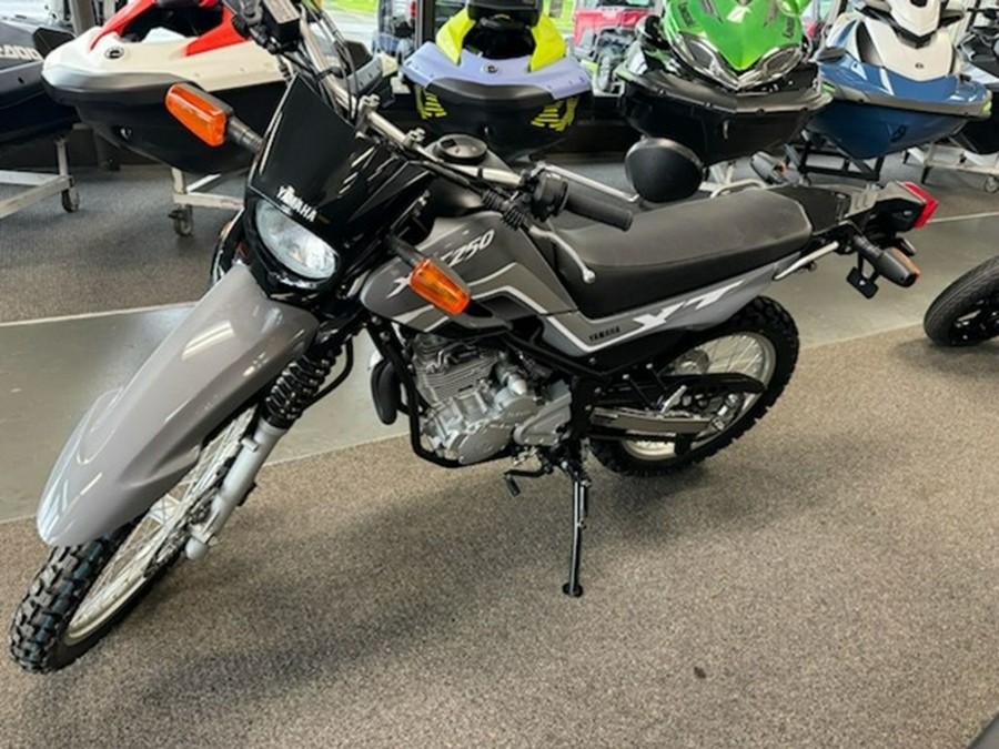 2024 Yamaha XT 250