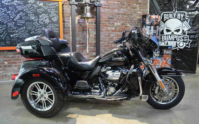 2018 Harley-Davidson Tri Glide Ultra Vivid Black