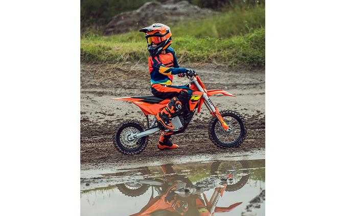 2025 KTM SX-E 5