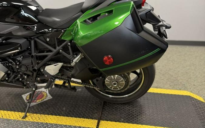 2025 Kawasaki NINJA H2® SX SE ABS