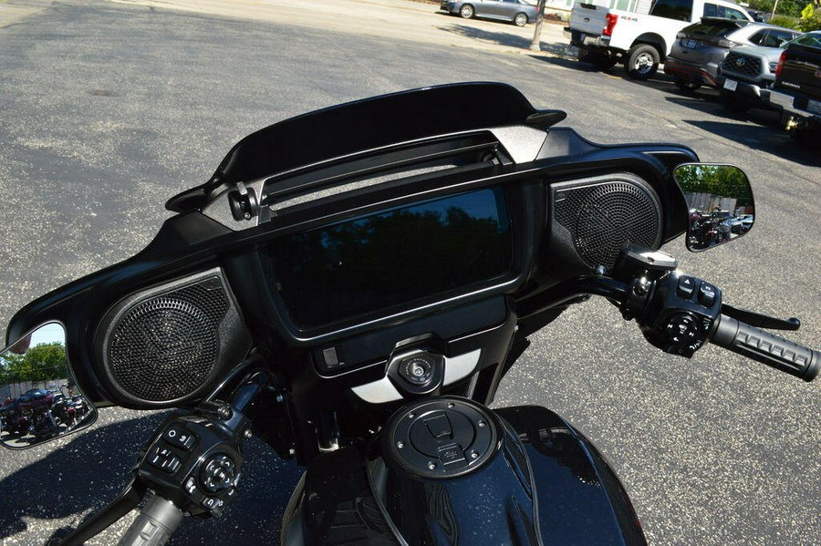 FLHX 2024 Street Glide®