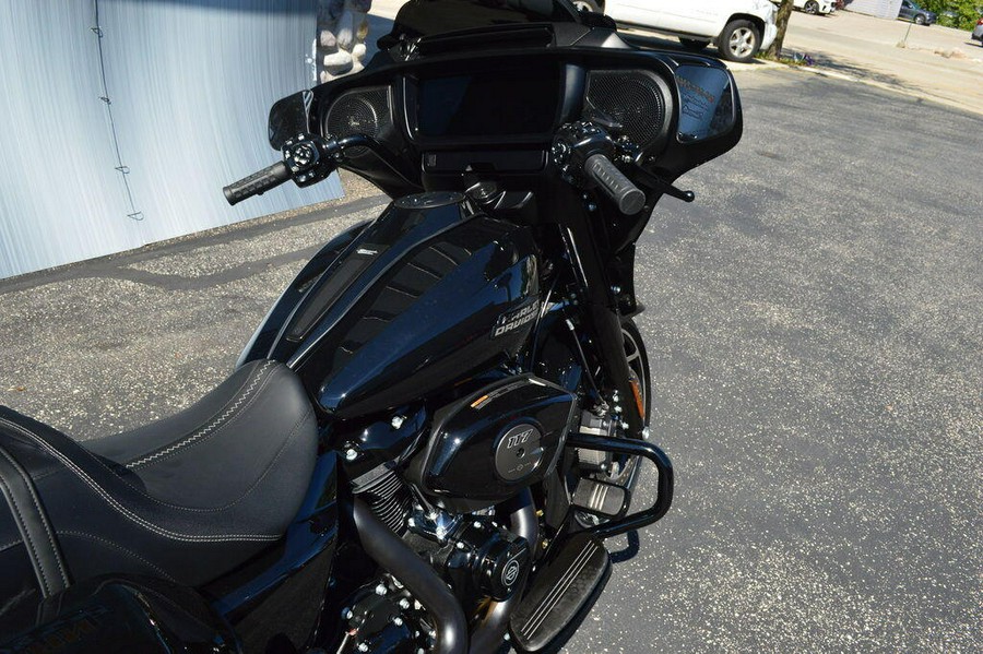 FLHX 2024 Street Glide®