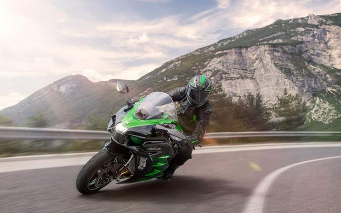 2023 Kawasaki Ninja H2® SX SE