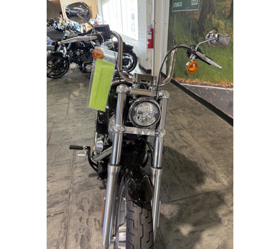 2022 Harley-Davidson Softail Standard