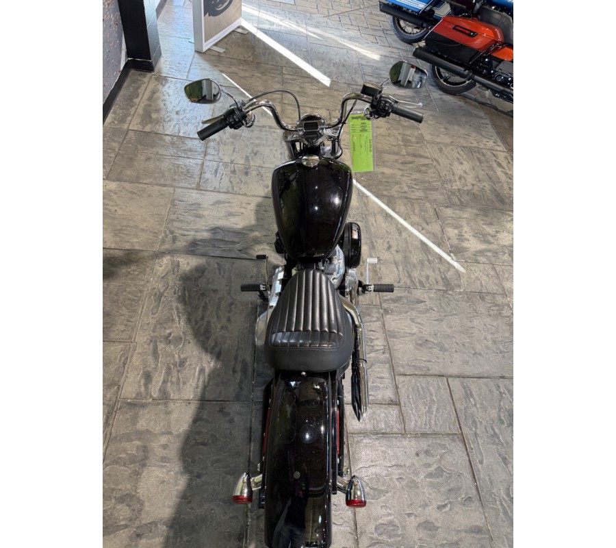 2022 Harley-Davidson Softail Standard