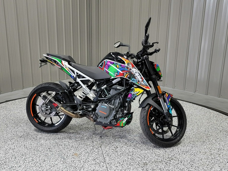 2022 KTM Duke 390