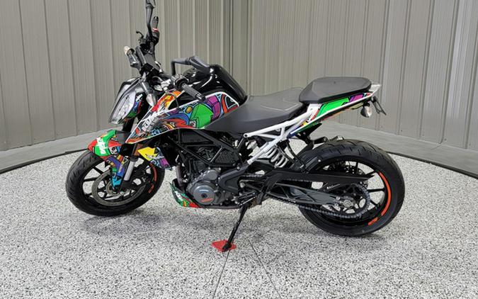 2022 KTM Duke 390