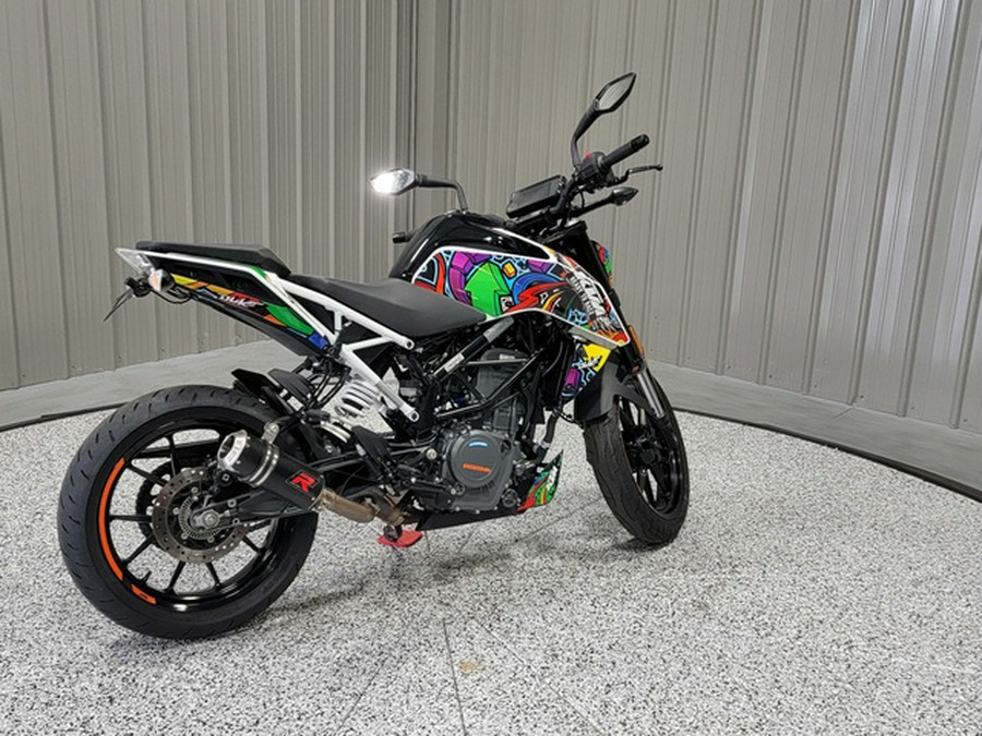 2022 KTM Duke 390
