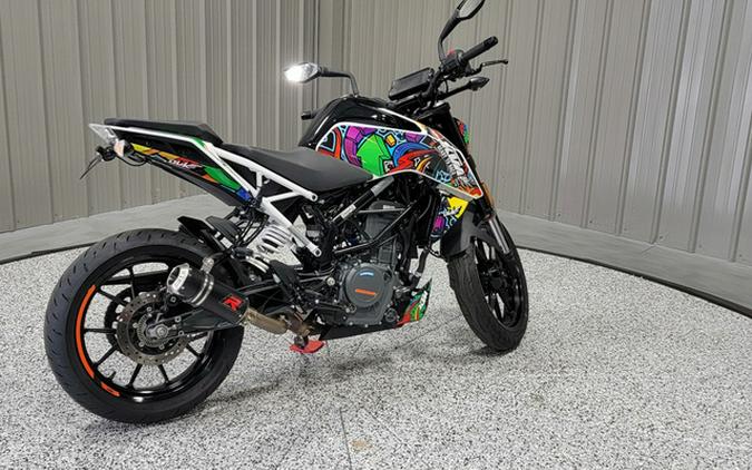 2022 KTM Duke 390