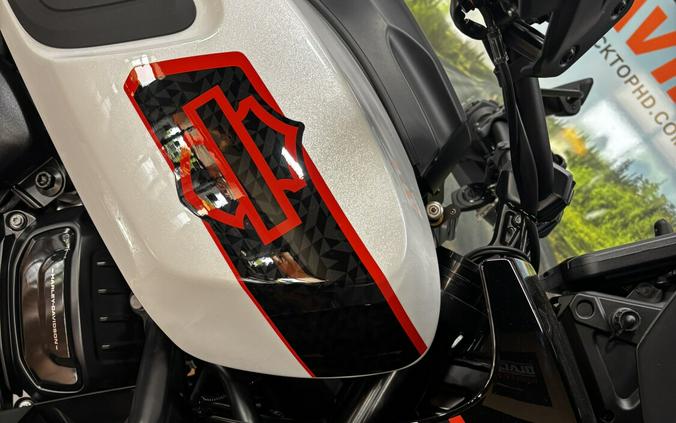 2026 Harley-Davidson® Pan America 1250 Limited WHITE ONYX PRL