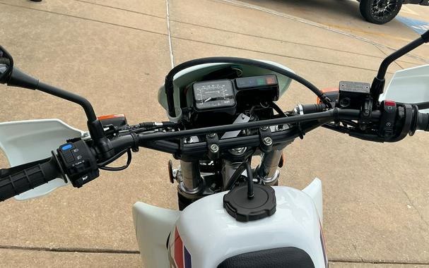 2025 Honda XR650L
