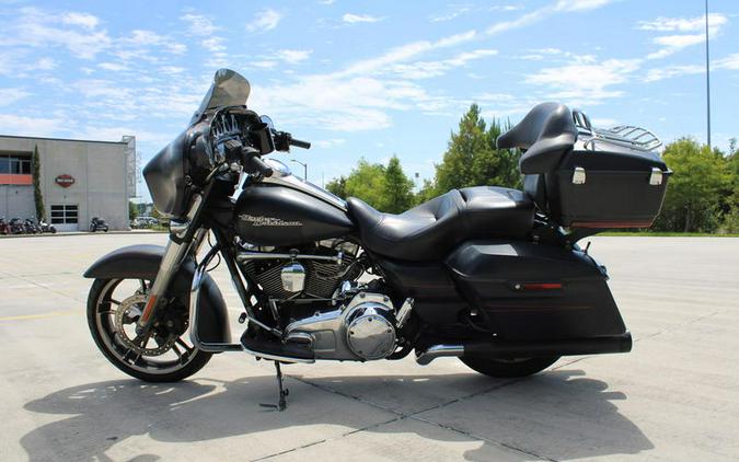 2014 Harley-Davidson® FLHXS - Street Glide® Special