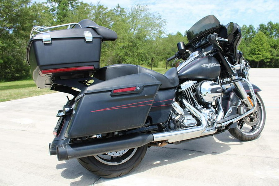 2014 Harley-Davidson® FLHXS - Street Glide® Special