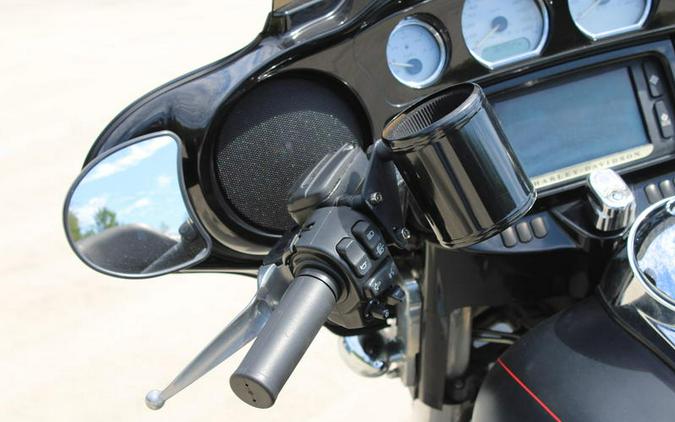 2014 Harley-Davidson® FLHXS - Street Glide® Special