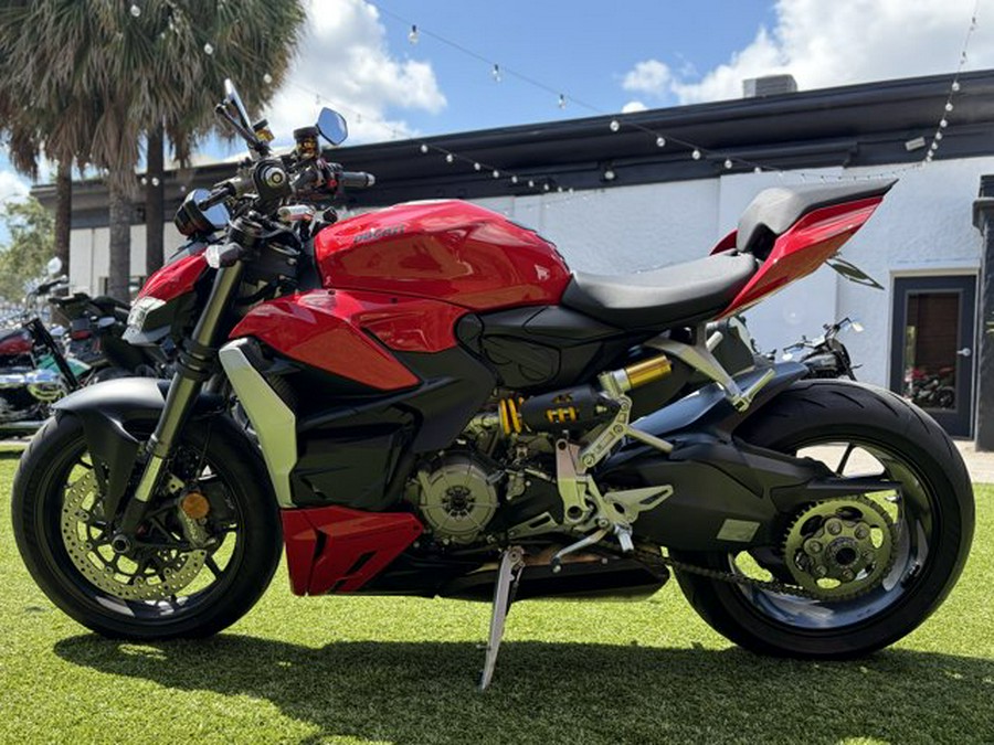 2023 Ducati STREETFIGHTER V2