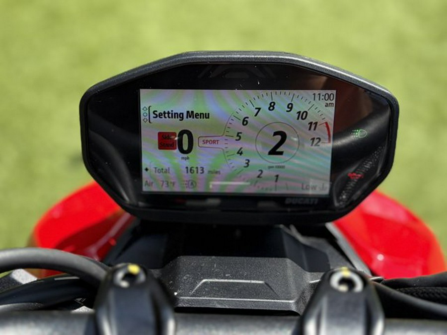 2023 Ducati STREETFIGHTER V2