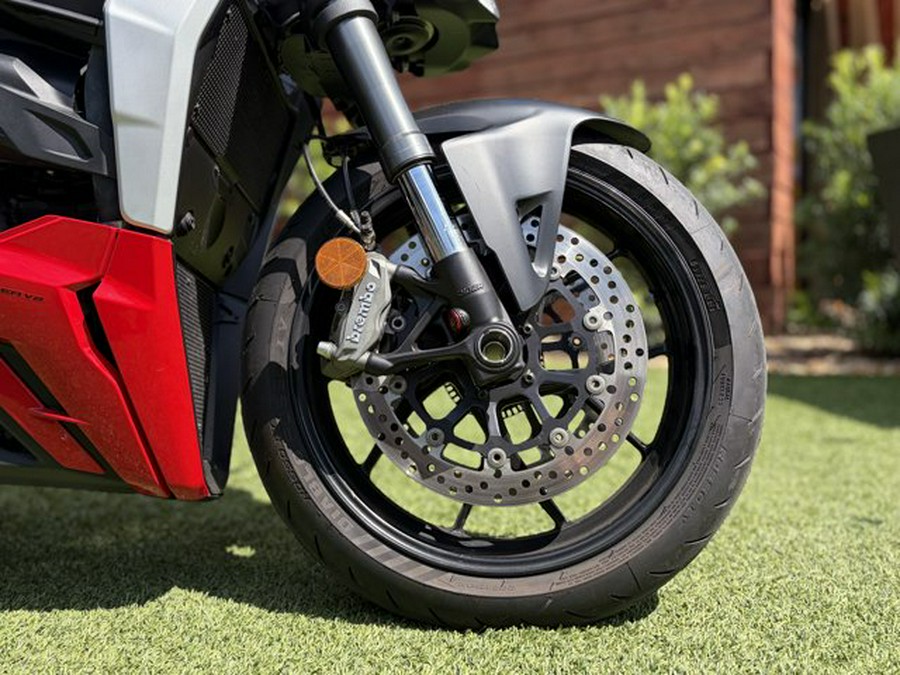2023 Ducati STREETFIGHTER V2
