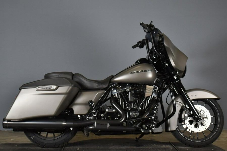 2019 Harley-Davidson Street Glide Special