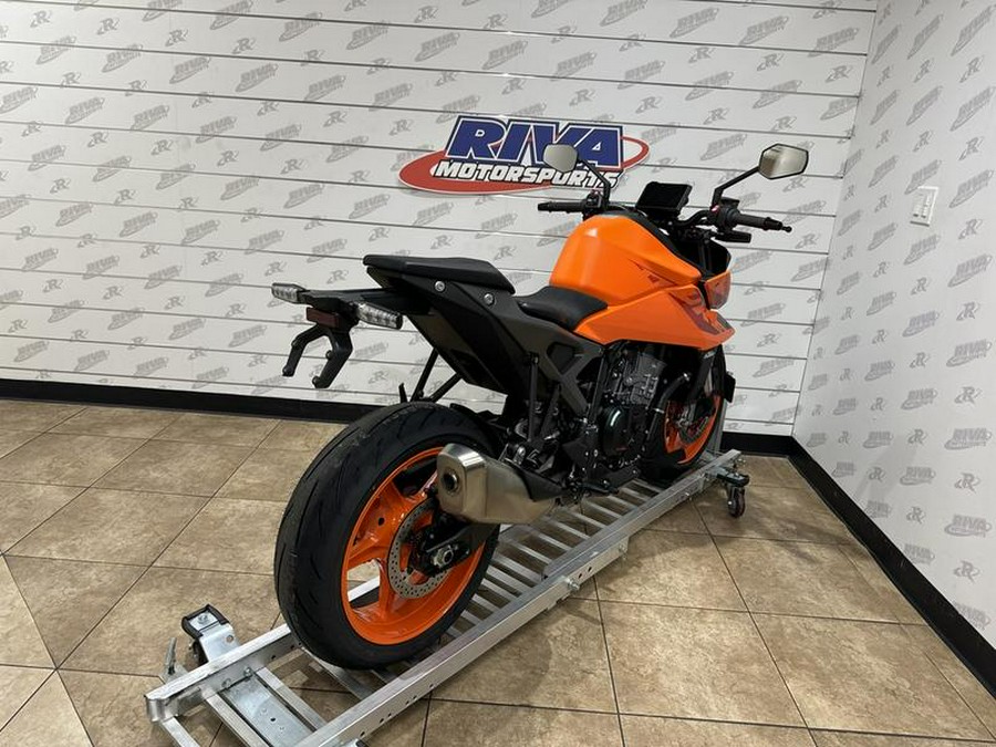 2024 KTM 990 Duke