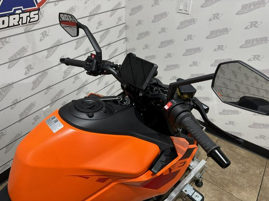 2024 KTM 990 Duke