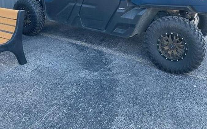 2025 Can-Am® Defender MAX Limited CAB HD10