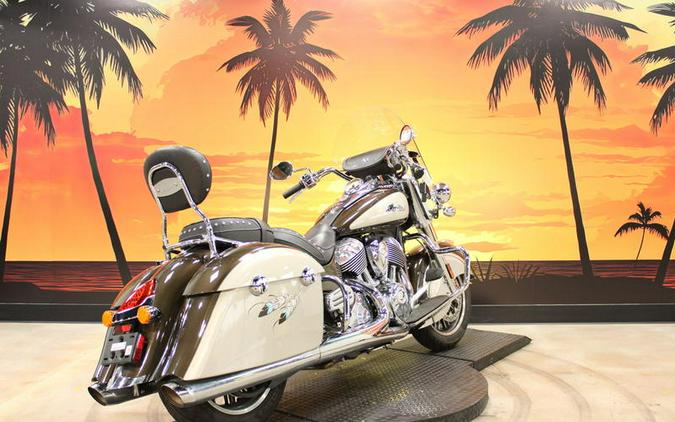 2024 Indian Motorcycle® Springfield® Black Metallic/Titanium Metallic