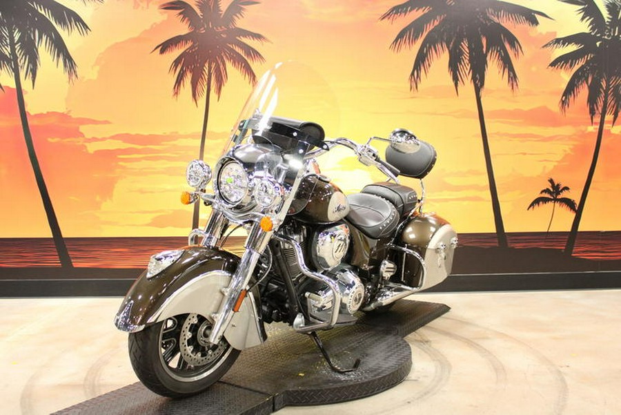 2024 Indian Motorcycle® Springfield® Black Metallic/Titanium Metallic