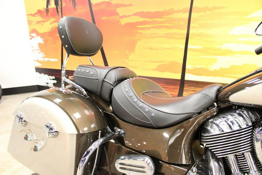2024 Indian Motorcycle® Springfield® Black Metallic/Titanium Metallic
