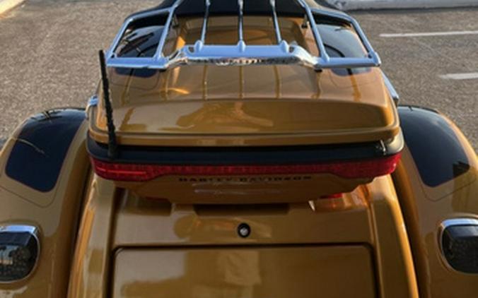 2023 Harley-Davidson FLHTCUTG - Tri Glide Ultra