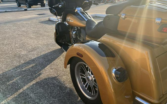 2023 Harley-Davidson FLHTCUTG - Tri Glide Ultra