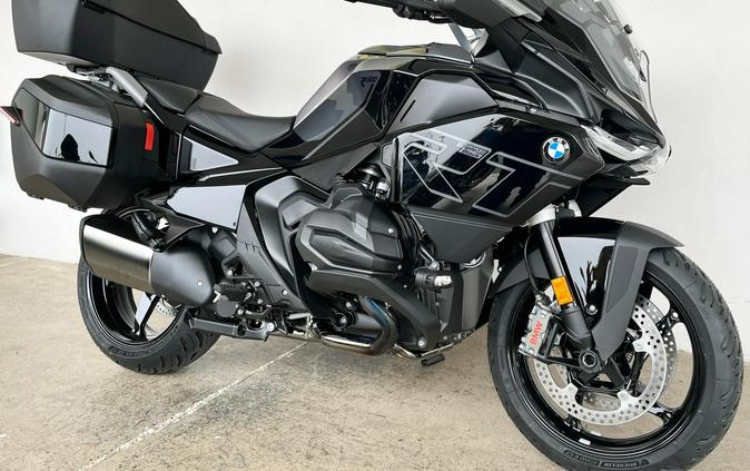 2026 BMW R1300RT