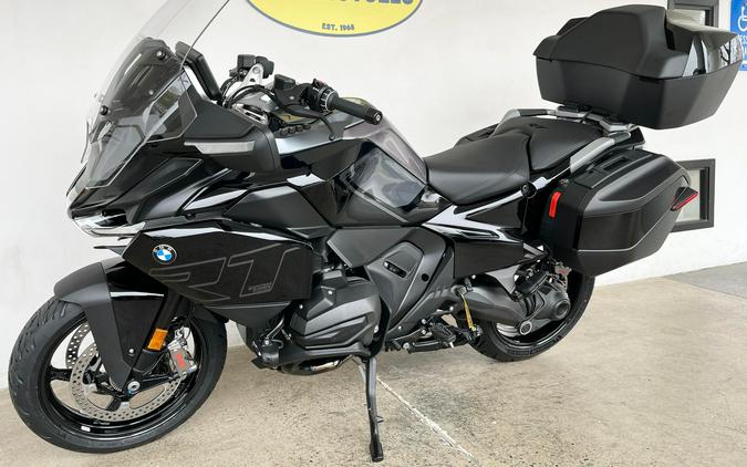 2026 BMW R1300RT