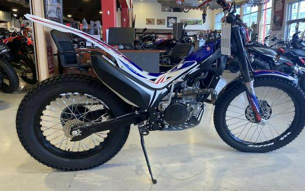 2023 Honda® MRT301P