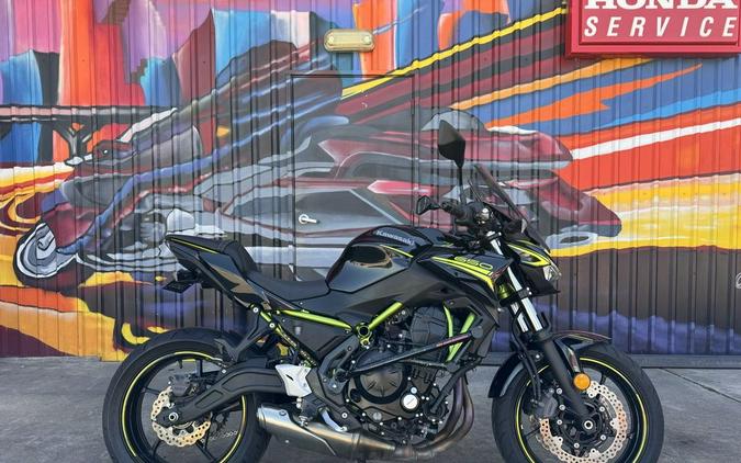 2020 Kawasaki Z650 Review (11 Fast Facts – Urban + Sport Motorcycle)