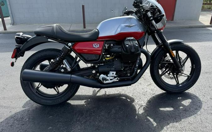 2024 Moto Guzzi V7 Stone Corsa