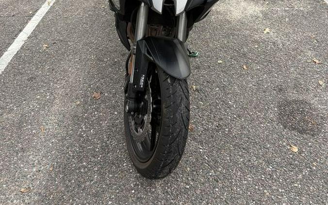 2023 Kawasaki Versys® 1000 SE LT+