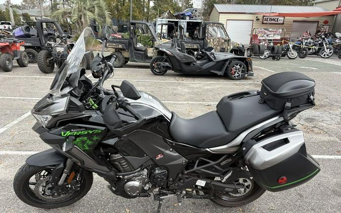 2023 Kawasaki Versys® 1000 SE LT+