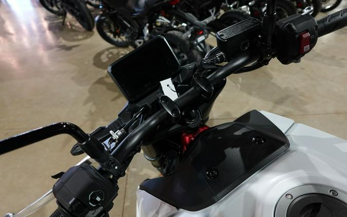 2025 Honda CB750 Hornet